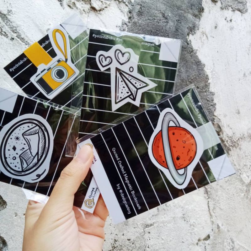 

MAGNETIC BOOKMARK PEMBATAS BUKU CUSTOM DESIGN SOUVENIR LUCU UNIK MURAH