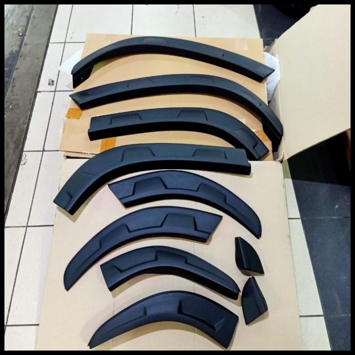 Over Fender Pajero 2021 Rockford