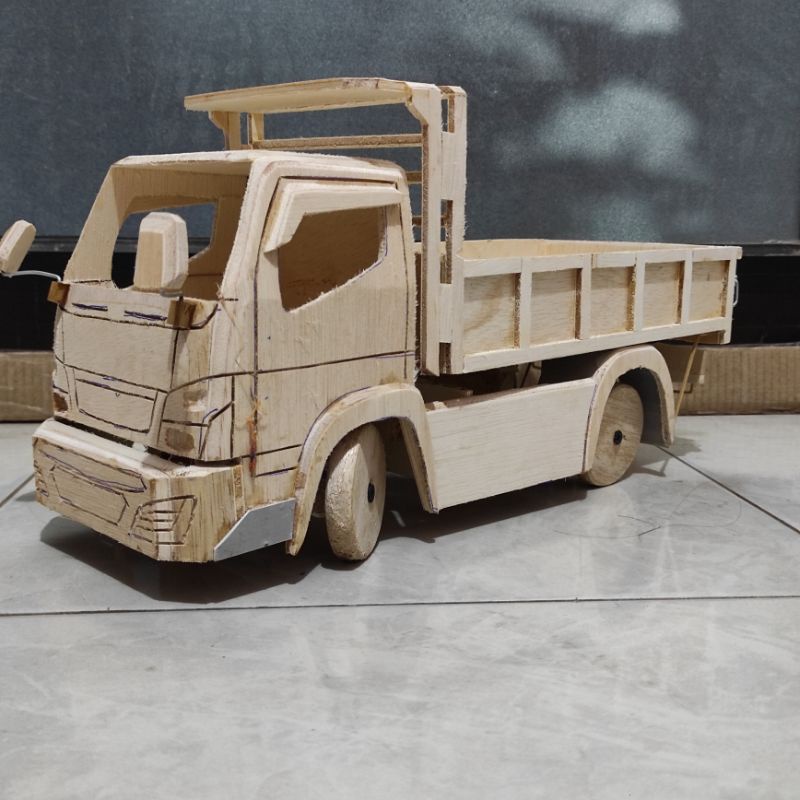 MINIATUR TRUK OLENG ENGKEL | MENTAHAN BELUM DI CAT NON LAMPU