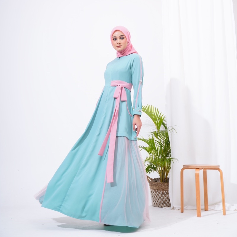 Yasmina Dress