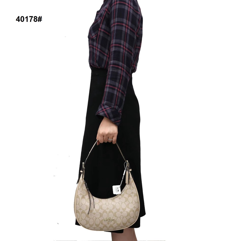 Co Shoulder Bag 40178