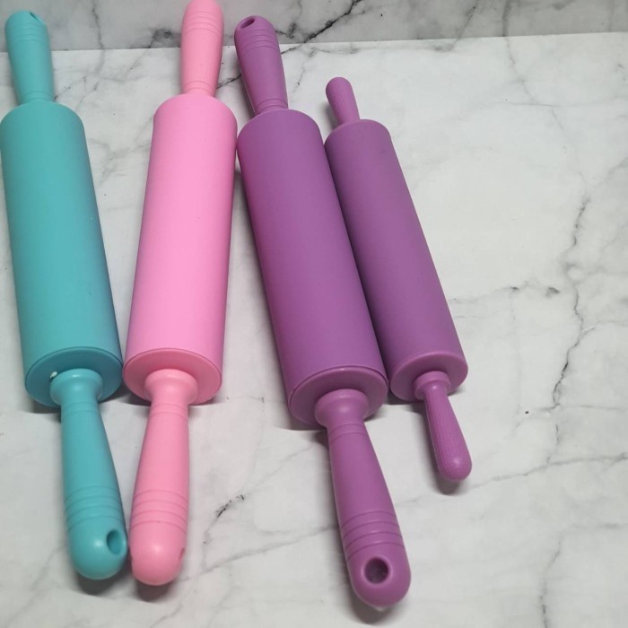 silicone rolling pin with plastic holder 43cm / rolling pin silicone gagang plastik pastel