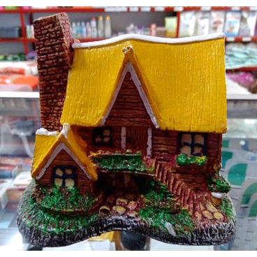 hiasan aquarium rumah spanyol, dekorasi aquarium rumah spanyol, hiasan aquarium rumah adat, dekorasi