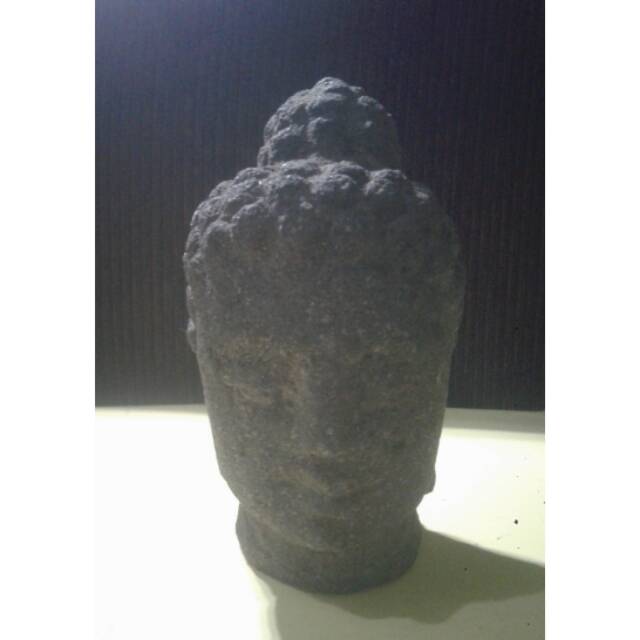 PATUNG KEPALA BUDHA