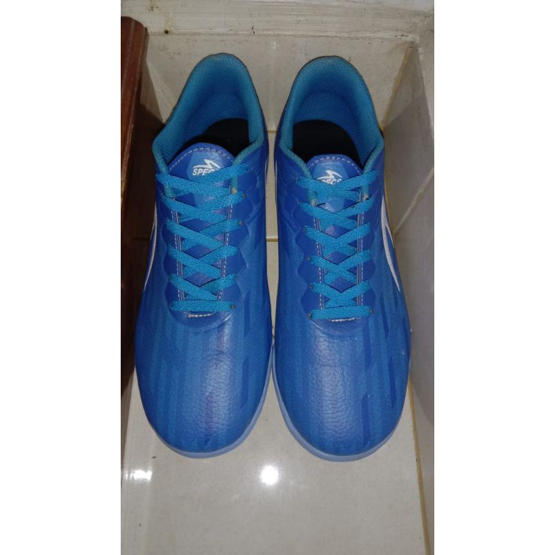 

sepatufutsalll