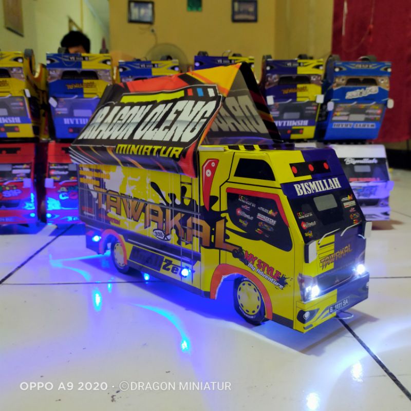 muniatur truk oleng new tawakal terbaru