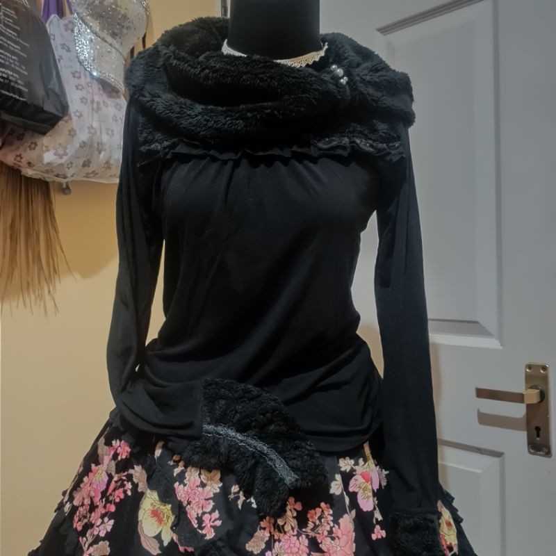 Axes Femme sweater cute