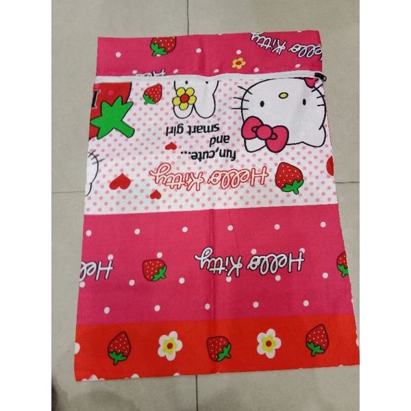 sarung bantal resleting / sarung bantal / sarung bantal tidur / sarung bantal murah / sarung bantal bagus / sarung bantal praktis