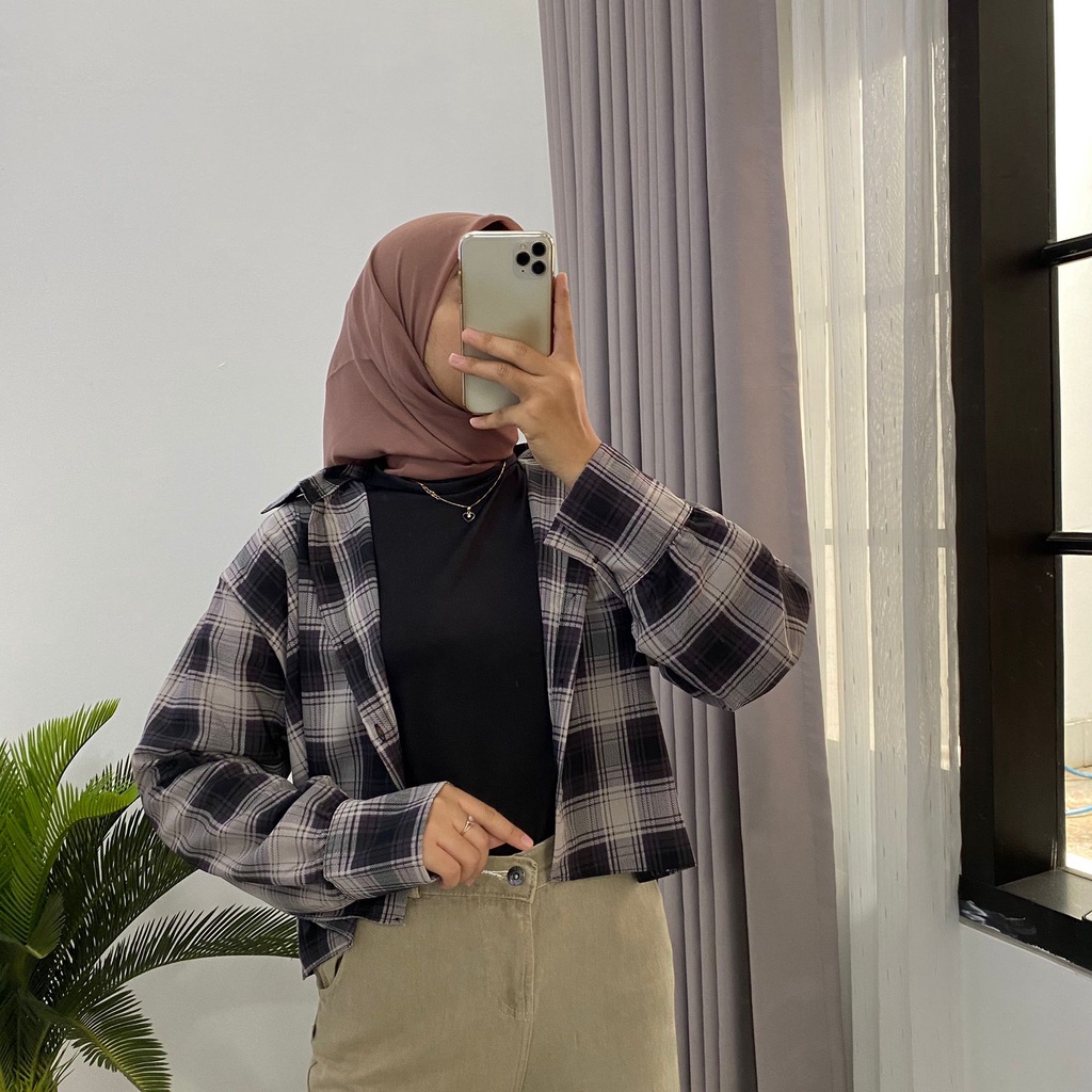 READY STOCK KEMEJA CROP TARTAN OUTER || CROP TARTAN SHIRT || OVERSIZE CROP TARTAN || KEMEJA CROP LENGAN PANJANG-MONO BLACK
