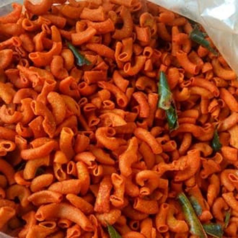 

MAKARONI PEDAS DAUN JERUK KEMASAN 100-250GRAM