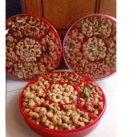 

kacang mede tray 5rasa