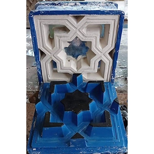 cetakan loster fiberglass krawangan