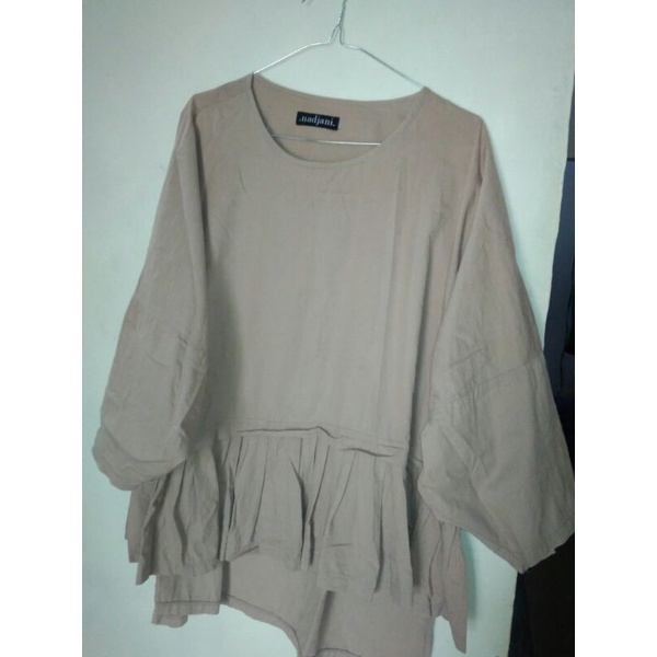Blouse NADJANI preloved