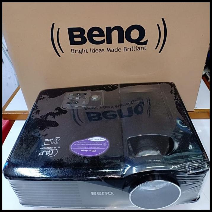 Proyektor Benq Mp515.