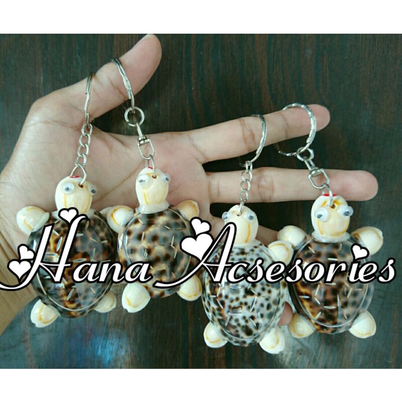 Gantungan kunci kura kura, kerajinan dari cangkang kerang