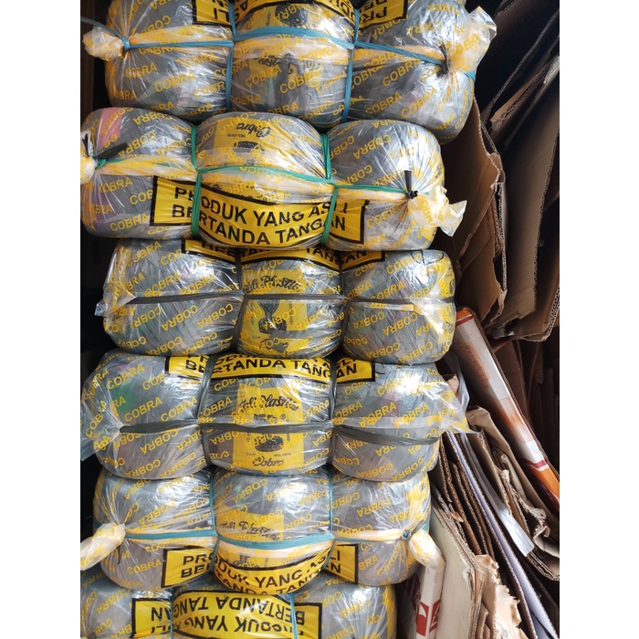 

kaligrafi-perlengkapan- tali rafia cobra hitam 1kg 1ball ( 15roll ) -perlengkapan-kaligrafi.