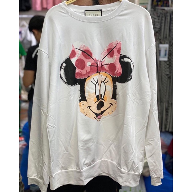 sweater mickey mouse gucci