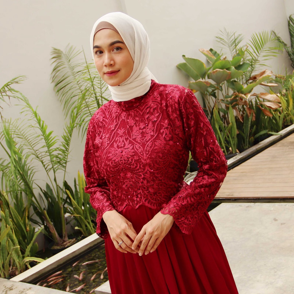 RED LOVE 136 (TERMURAH) GAMIS MAXI RED LOVE / GAMIS PESTA / GAMIS MAXI KONDANGAN / GAMIS MAXI TILLE MUTIARA / GAMIS BRUKAT MUTIARA MUSLIMAH / MAXI DRESS TILLE MUTIARA / MAXI DRESS PESTA