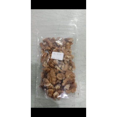 

Kacang Walnut 100gram