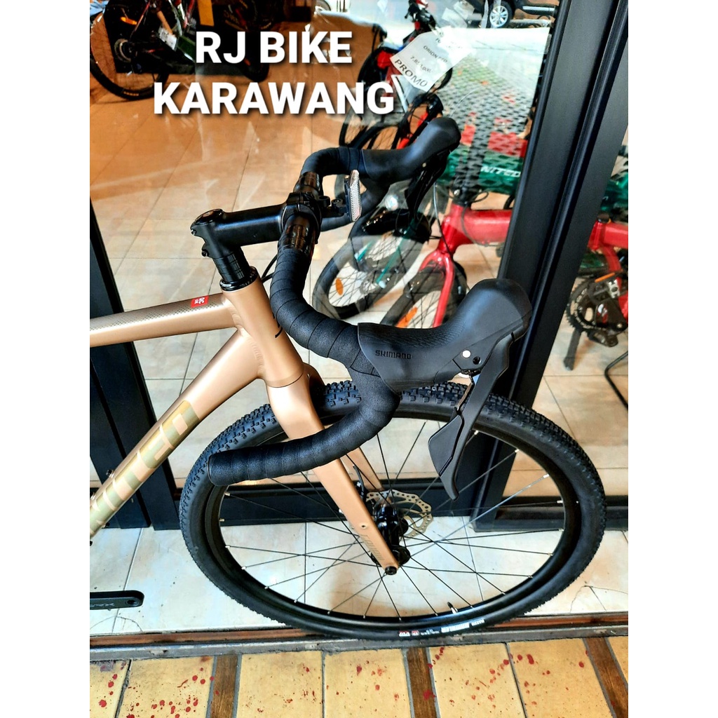 SEPEDA GRAVEL 700C UNITED GAVRIIL