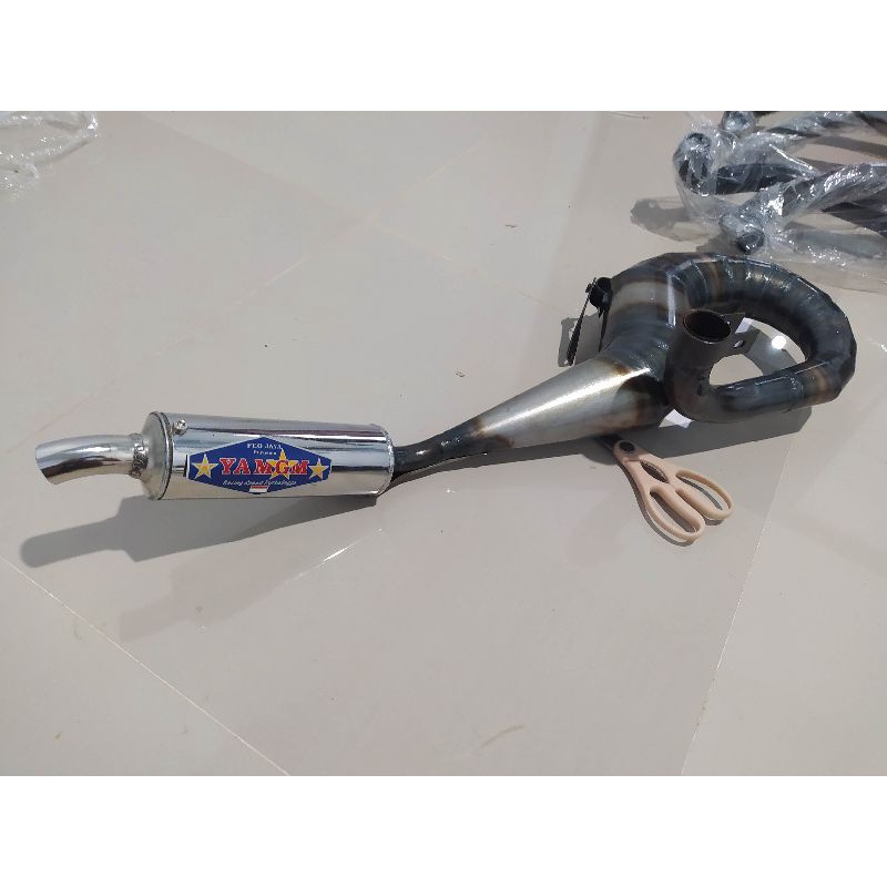 knalpot vespa buang kanan plat karat suara garing kemrincing mrk ya mgm muffler pnp vespa px ps supe