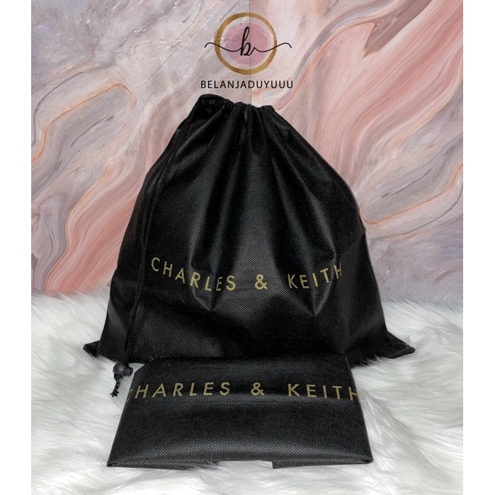 CHARLES &amp; KEITH DustBag Pengganti Sarung Tas Pelindung Debu Serut Dust Bag DB Branded