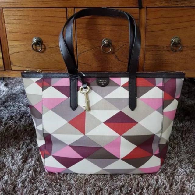 Fossil sydney shopper