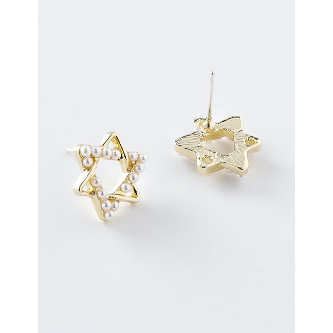 LRC Anting Tusuk Fashion Golden Pearl Six-star Stud Earrings D66126