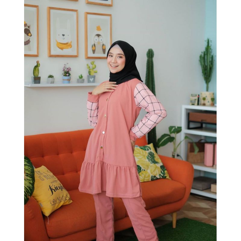 Baju Pakaian Setelan Wanita Simple Celana Set Modis Murah