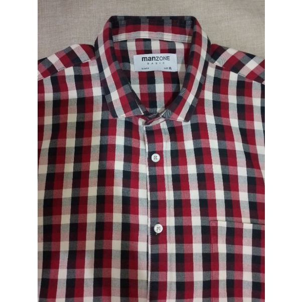 Preloved kemeja Manzone slimfit kotak2 merah