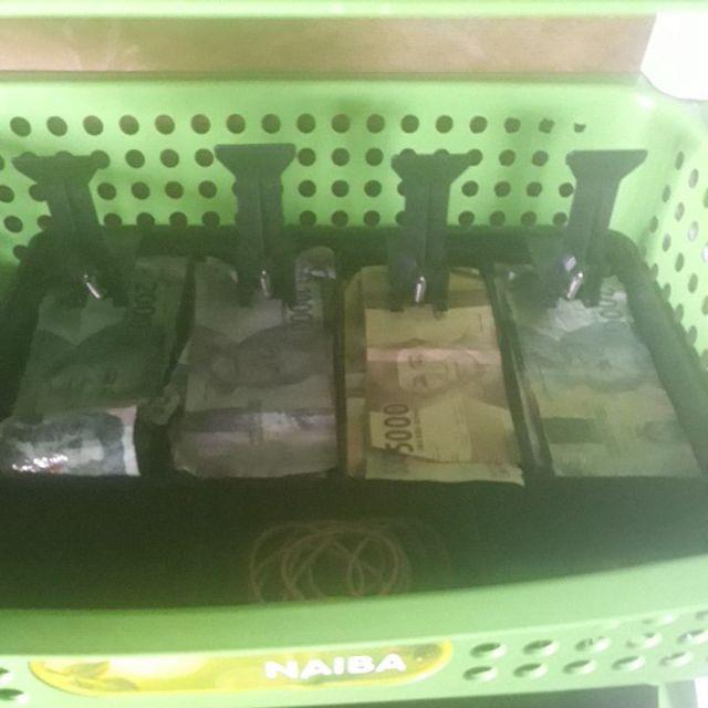 ✨tersedia✨ Money Cash Register Insert Tray Replacement 4 Bills 3 Coins Money Storage Box