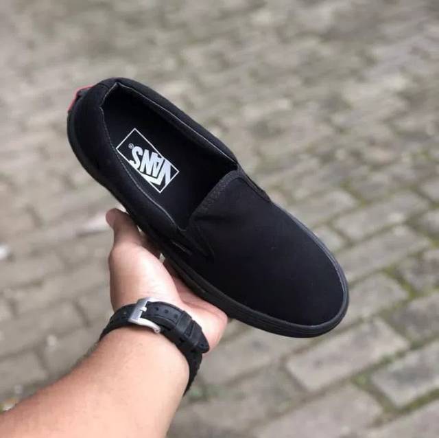 Sepatu Vans Oldskol Full All Black Hitam Sekolah Kerja Kuliah Pria Wanita Traning Ospek Kado Hadiah