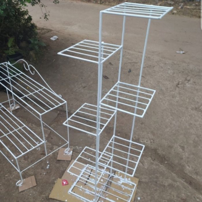 Rak pot bunga besi 7 susun / standing pot / cocok untuk indoor-outdoor - Putih
