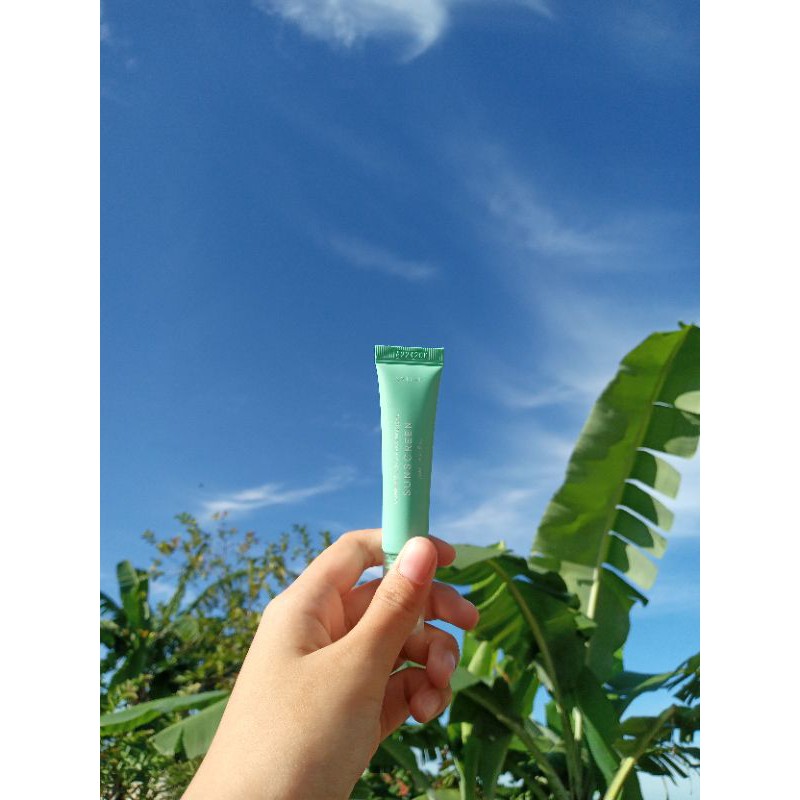 Axis-y self care sunscreen preloved