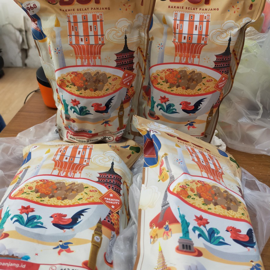 

BAKMI MIE SELAT PANJANG BAKMIE KHEK KHAS MEDAN ASLI) ISI 2 PAX PORSI