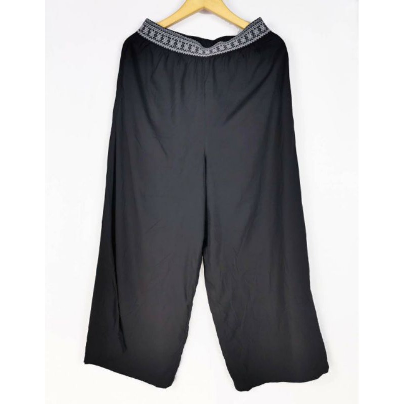 Un*glo wide leg cotton pants