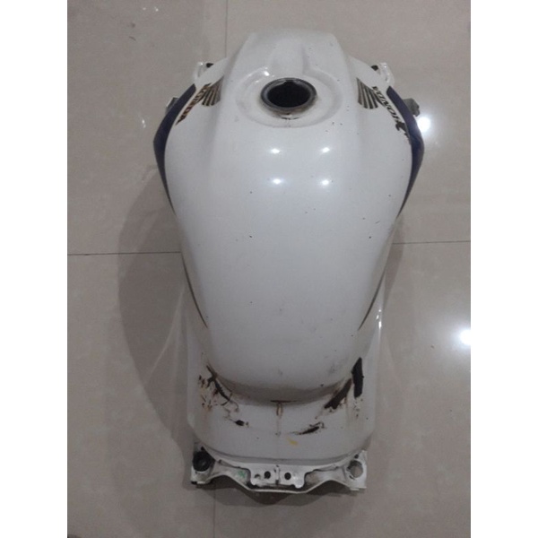 tangki bensin old CB150R lama original putih