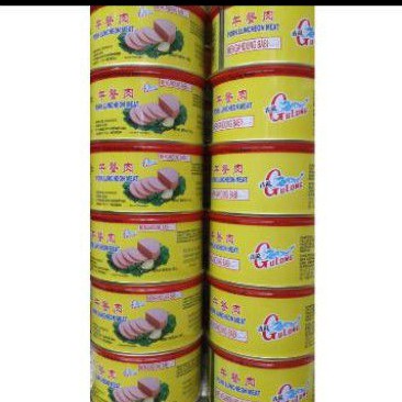 

gulong pork luncheon meat/ daging maling 397gr