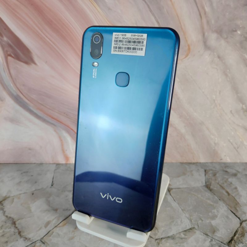 Vivo Y11 Ram 2Gb Internal 32Gb HP Second Seken Bekas Vivo Y11 2/32 Fullset dan Batangan Bergaransi