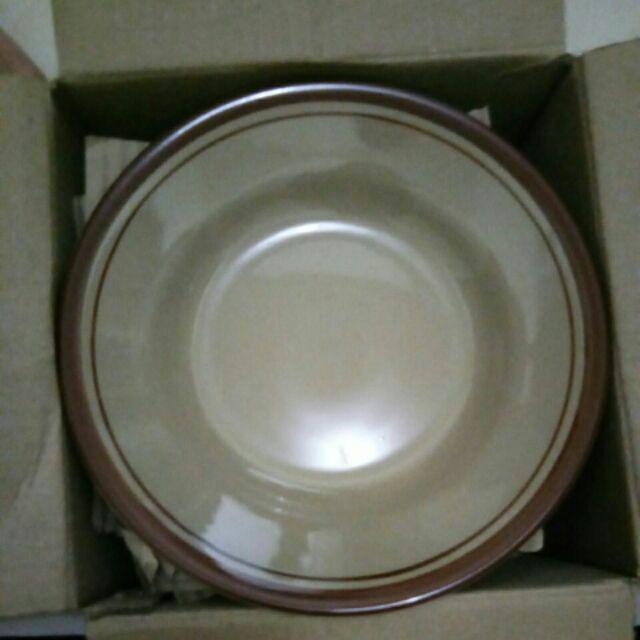 Piring Keramik Linea