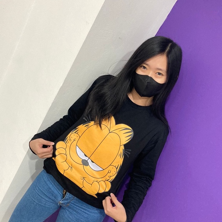 Kaos Garfield Lengan Panjang Oversized