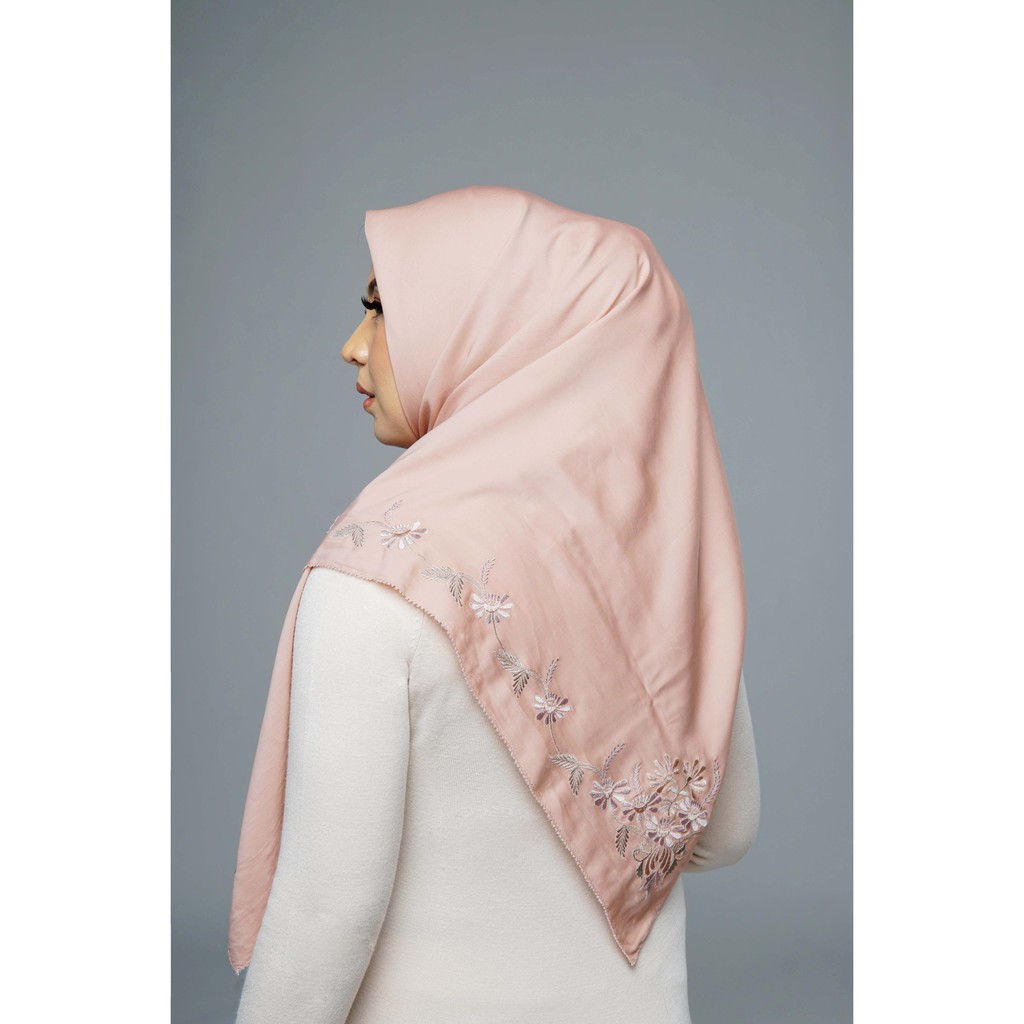 NIRNAYA SCARF ROSE PINK - JEDA X RUMAH AYU