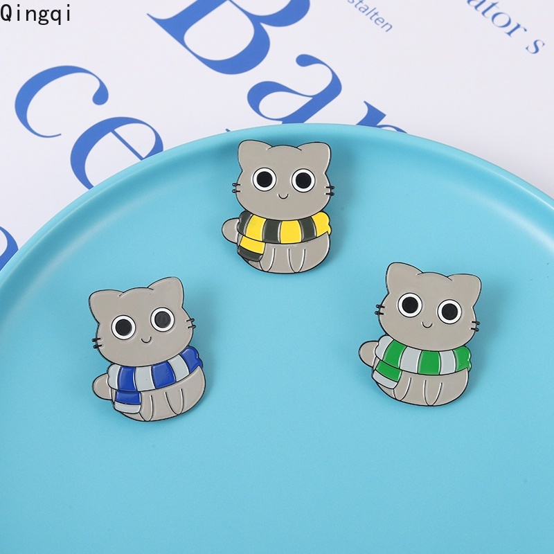 Bros Pin Enamel Bentuk Kartun Kucing Untuk Aksesoris Tas Ransel / Syal Anak