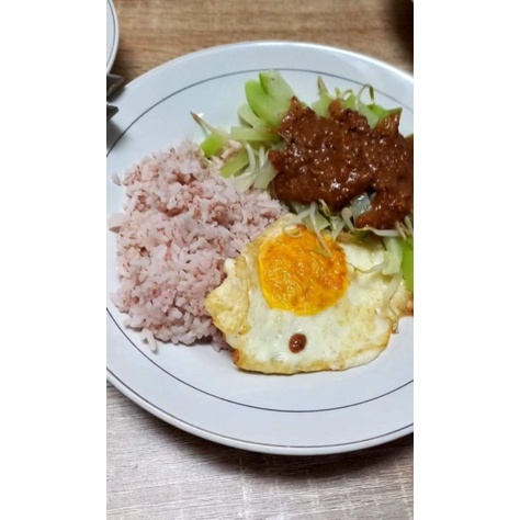 

Nasi sambal telur.