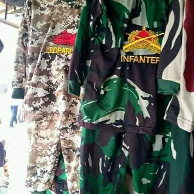 STELAN KAOS ANAK LENGAN PANJANG LORENG ARMY