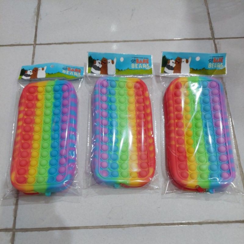 

Tempat Pensil Pop It Besar (22x11x3.5cm)