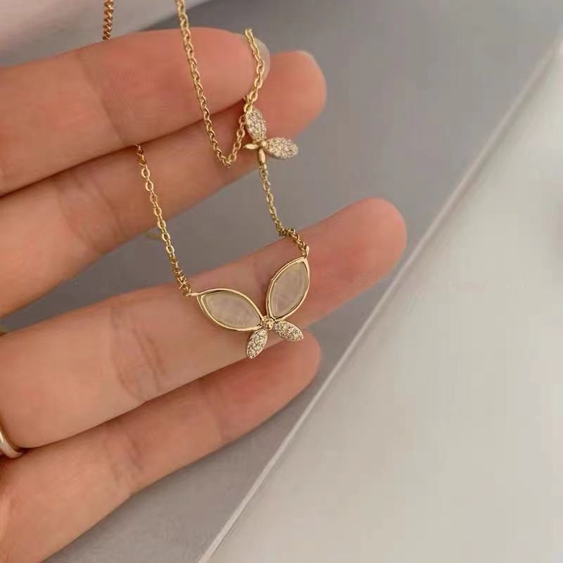 Butterfly kalung untuk Wanita cahaya mewah minoritas desain kalung ins kalung gaya dingin sederhana