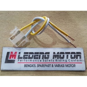 Soket Tombol 2 Kabel Saklar Fitting Lampu Dim Klakson Sen Karisma Beat
