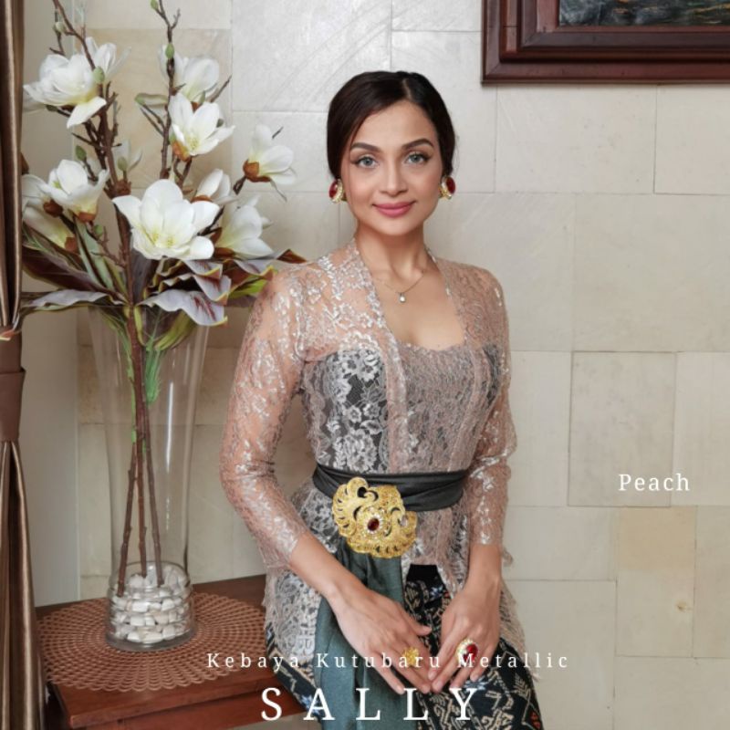 KEBAYA BALI //Atasan Kebaya Semi Metalik Sally