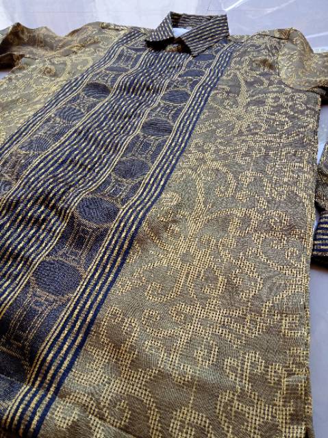 Kemeja tenun songket baron